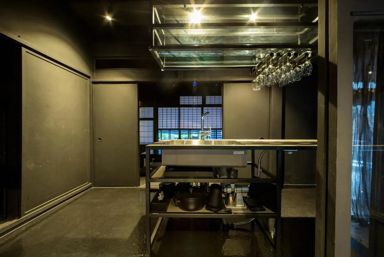 Maison De 9 Osaka Tanimachi 0*,