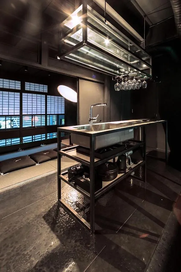 Maison De 9 Osaka Tanimachi Japan
